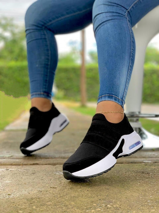 Tenis Doble Cierre Negro